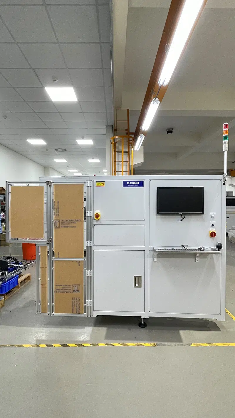 X-Ray Robot Loader